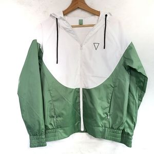 Like New DAE Active Windbreaker Zip Pockets
